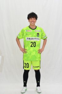 中野　里乃